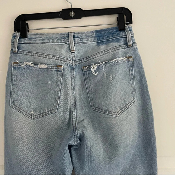 Abercrombie & Fitch distressed Mom jeans 30268 - Picture 5 of 12